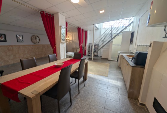 Revente - Property - Rafal - Inland