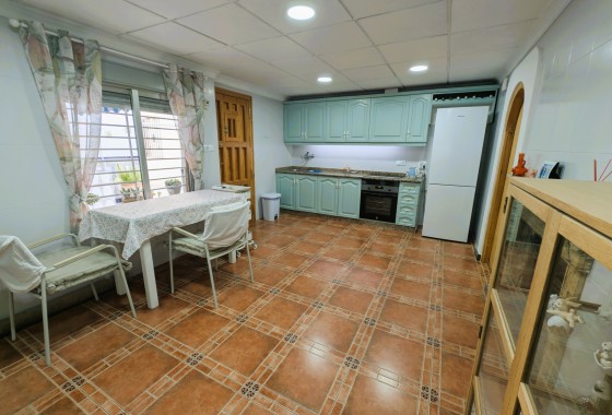 Revente - Property - Rafal - Inland