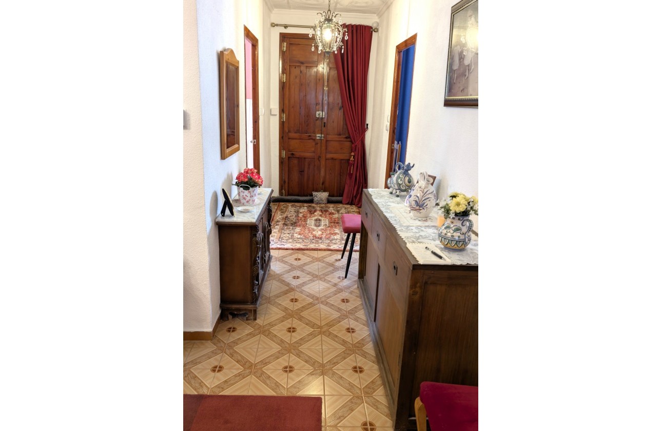 Revente - Property - Rafal - Inland