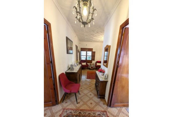 Revente - Property - Rafal - Inland