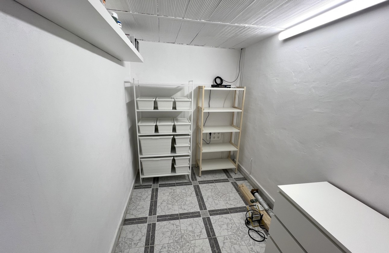 Revente - Property - Rafal - Inland
