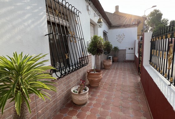 Revente - Property - Rafal - Inland