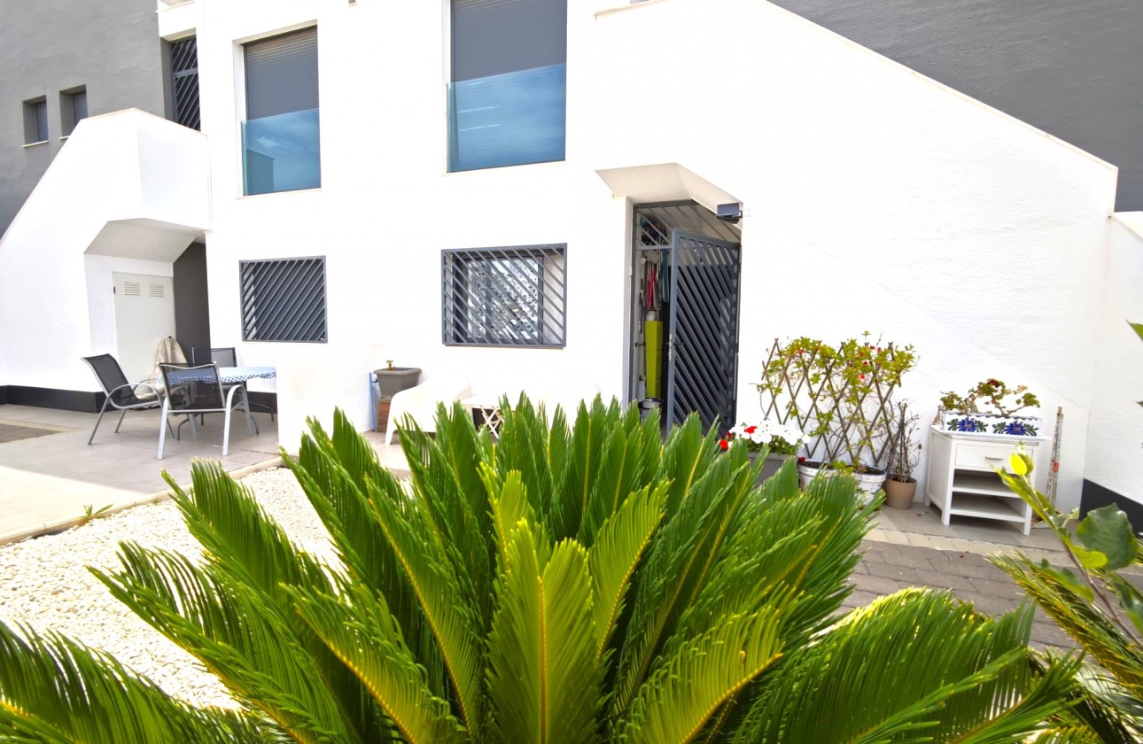 Resale - Apartment / flat - La Zenia - Costa Blanca