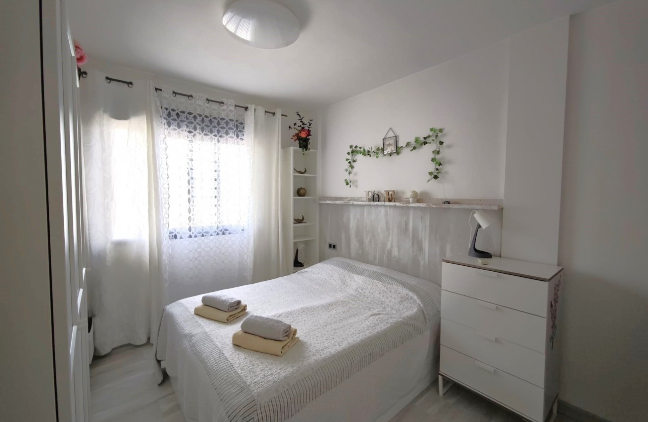 Resale - Apartment / flat - La Zenia - Costa Blanca