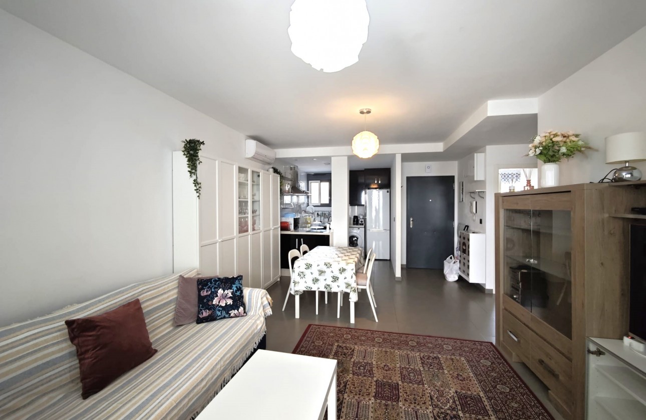 Resale - Apartment / flat - La Zenia - Costa Blanca