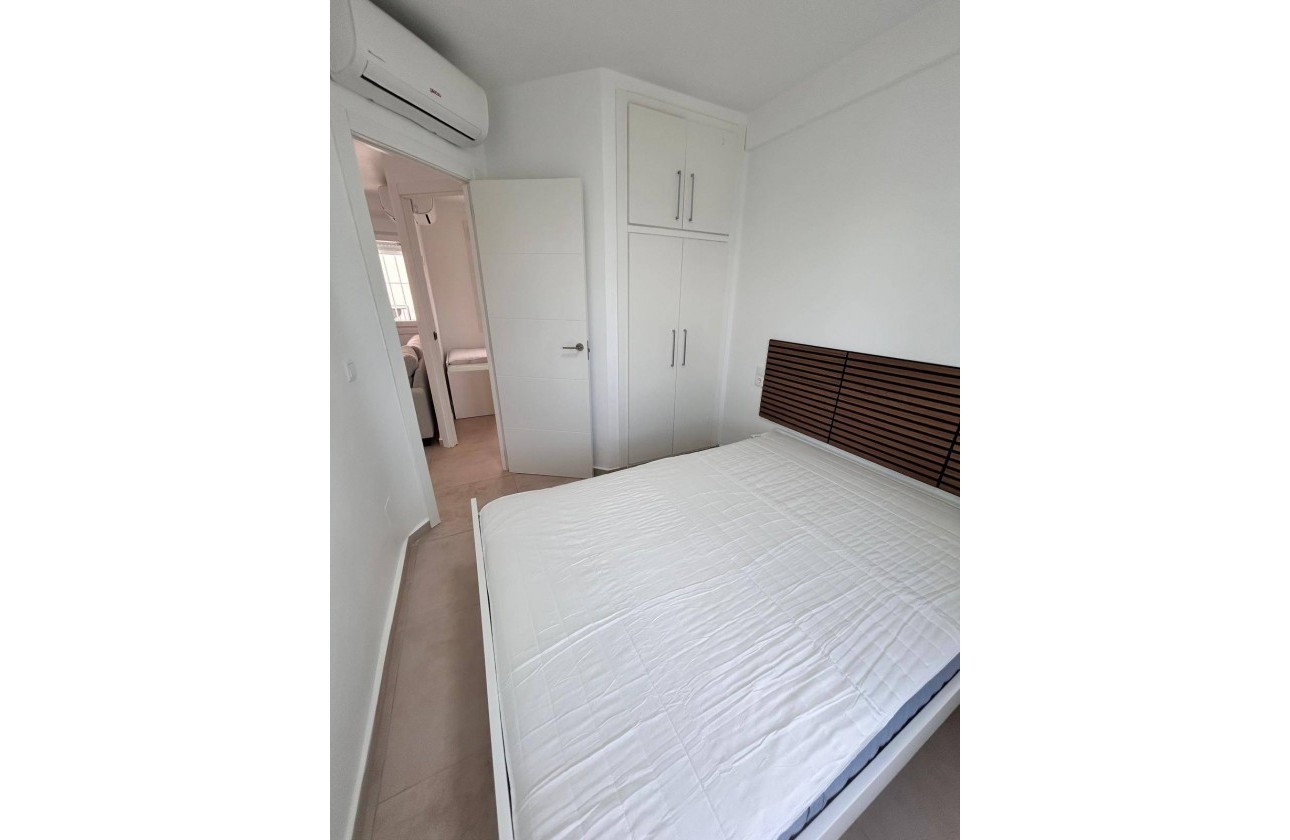Reventa - Apartamento / piso - Orihuela Costa - La Zenia