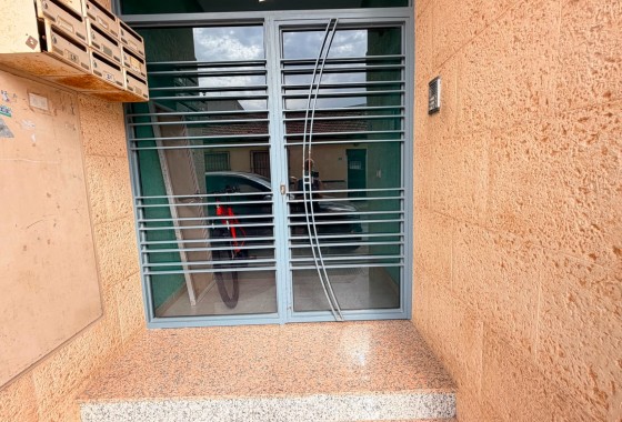 Reventa - Apartamento / piso - Los Montesinos - Costa Blanca