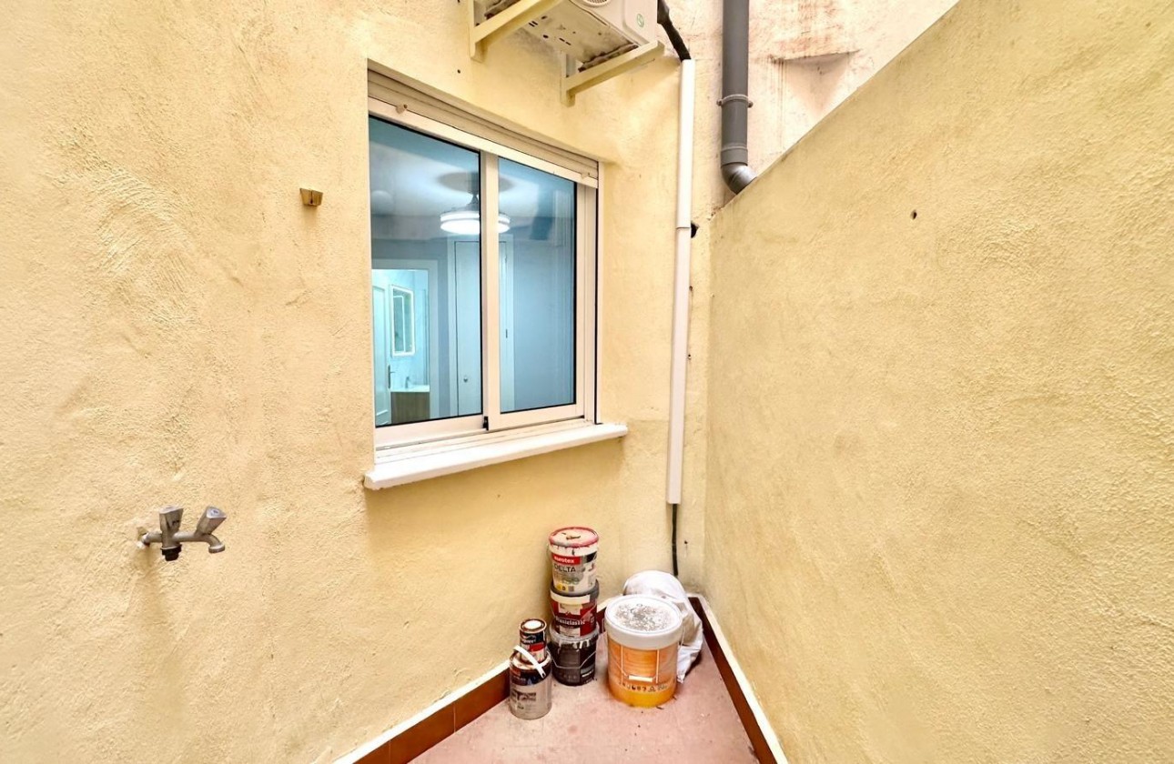 Reventa - Apartamento / piso - Torrevieja - La Mata pueblo