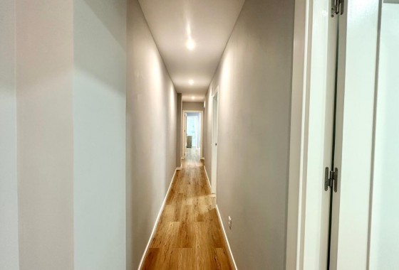 Reventa - Apartamento / piso - Torrevieja - La Mata pueblo