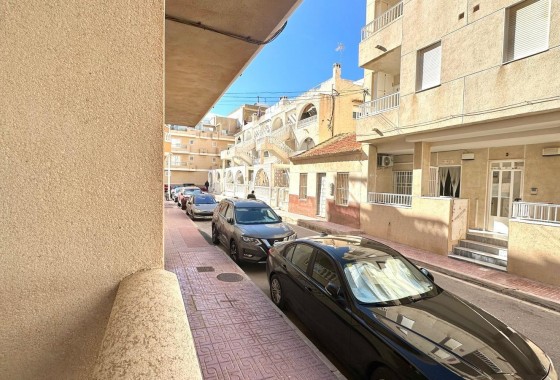 Reventa - Apartamento / piso - Torrevieja - La Mata pueblo
