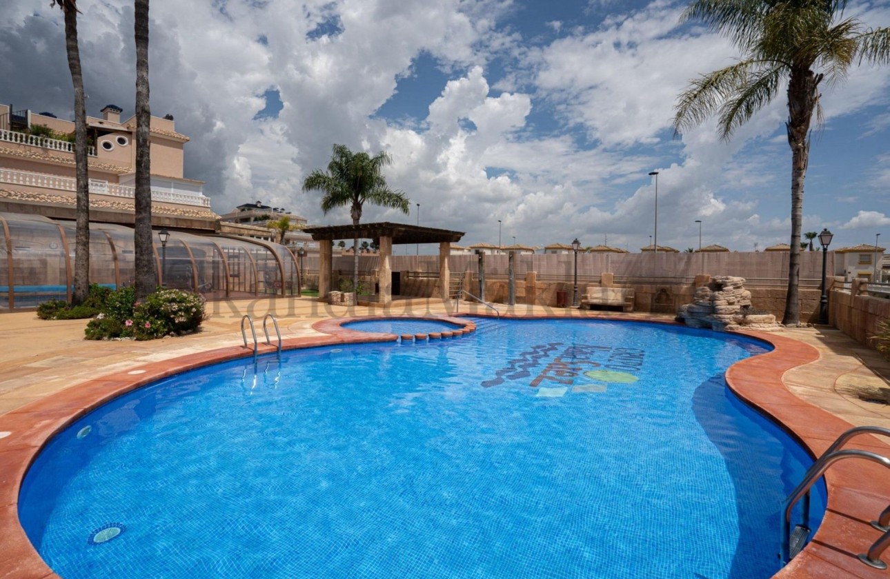 Revente - Villa - Orihuela Costa - Los Dolses