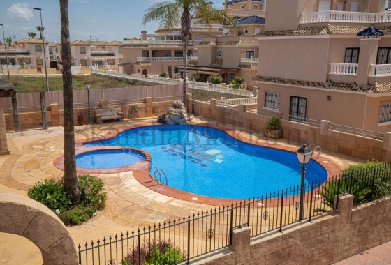 Revente - Villa - Orihuela Costa - Los Dolses