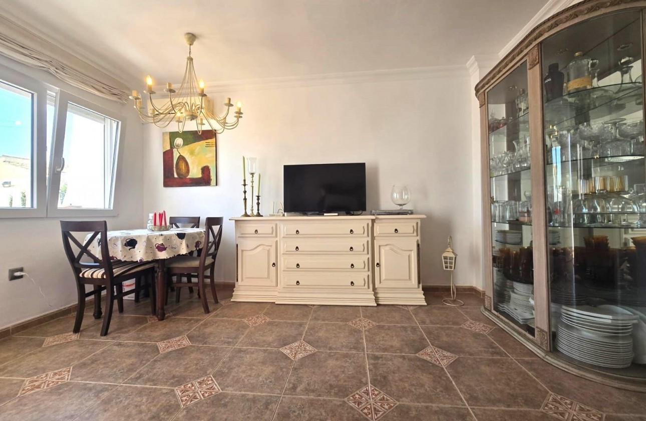 Reventa - Chalet - Torrevieja - Los balcones