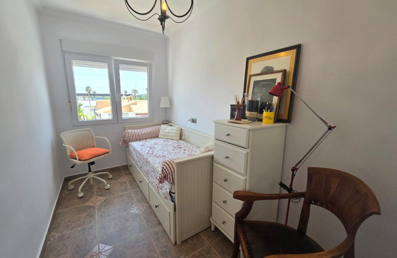 Reventa - Chalet - Torrevieja - Los balcones