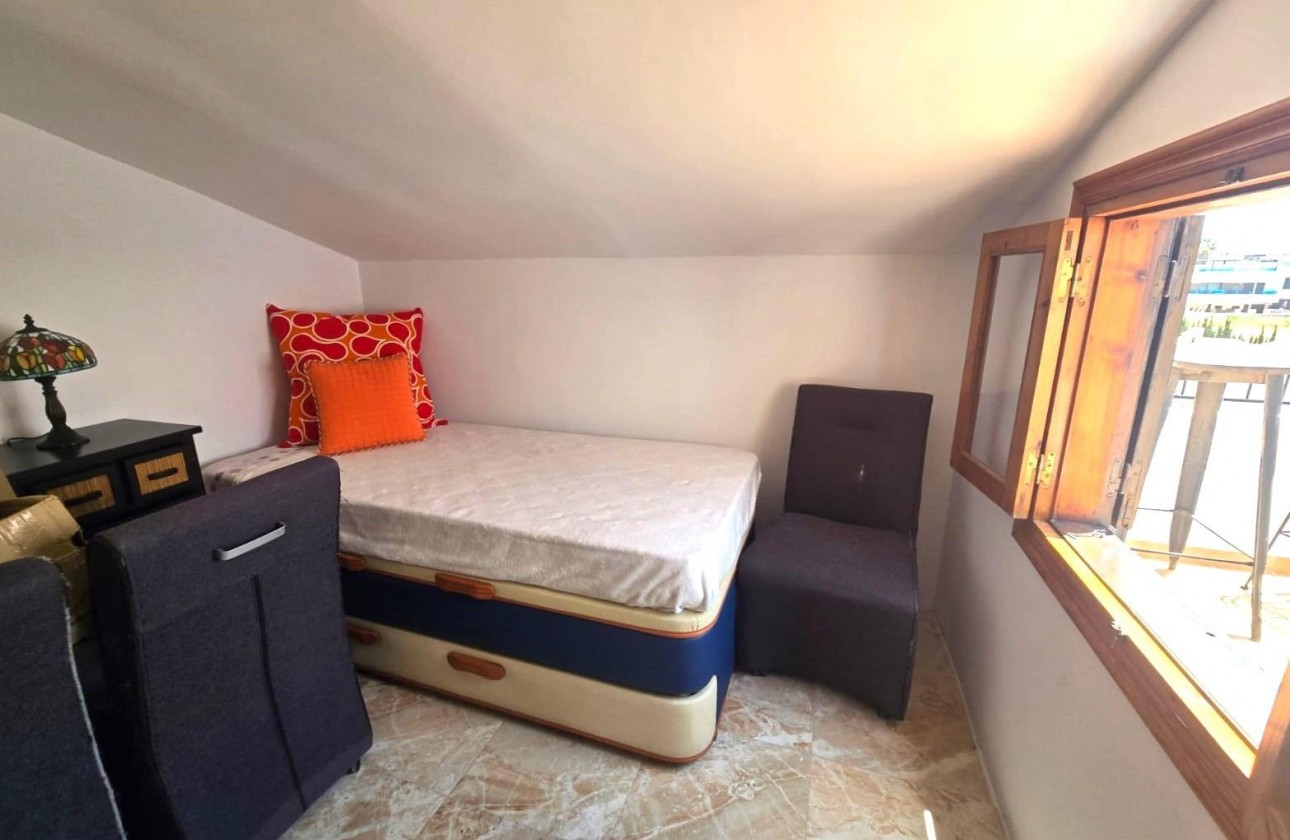 Reventa - Chalet - Torrevieja - Los balcones