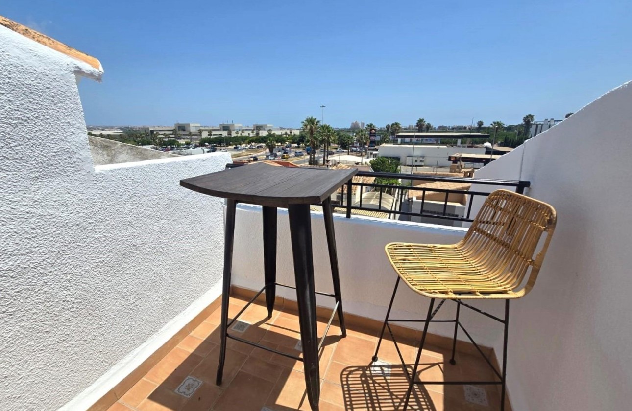 Reventa - Chalet - Torrevieja - Los balcones