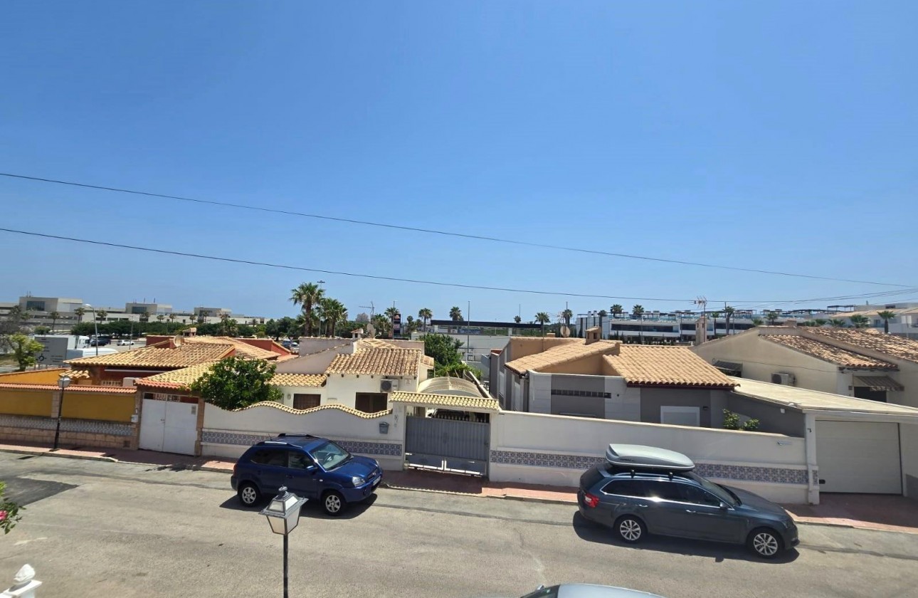 Reventa - Chalet - Torrevieja - Los balcones