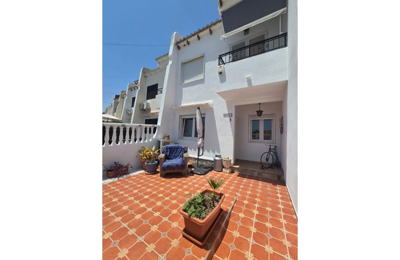 Reventa - Chalet - Torrevieja - Los balcones