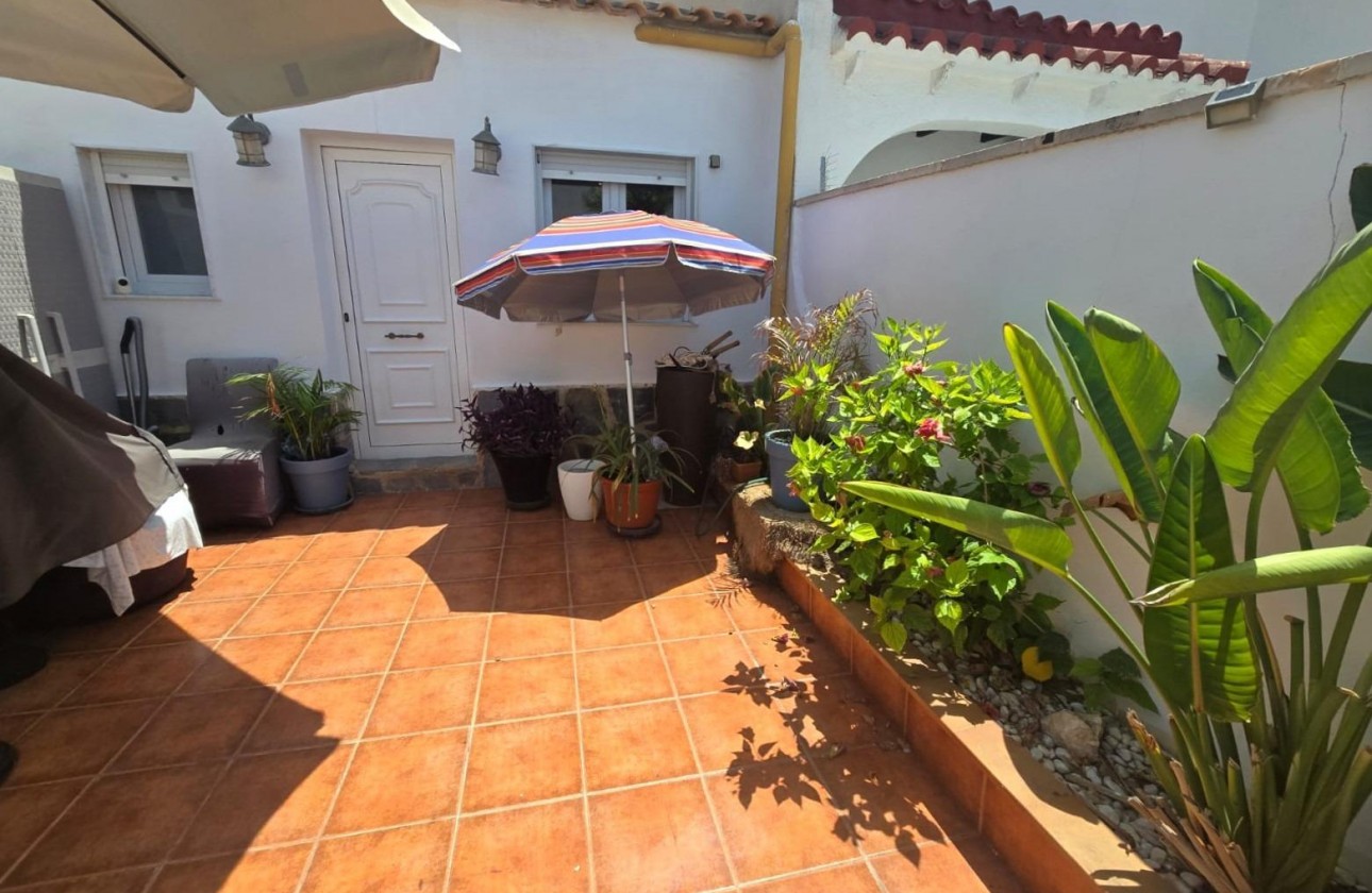 Reventa - Chalet - Torrevieja - Los balcones