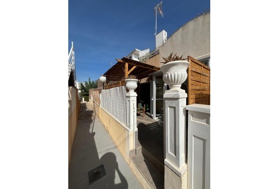 Resale - Bungalow - Torrevieja - Los balcones