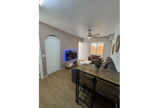 Resale - Bungalow - Torrevieja - Los balcones