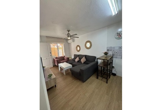 Resale - Bungalow - Torrevieja - Los balcones