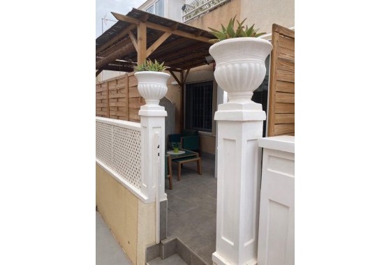 Resale - Bungalow - Torrevieja - Los balcones