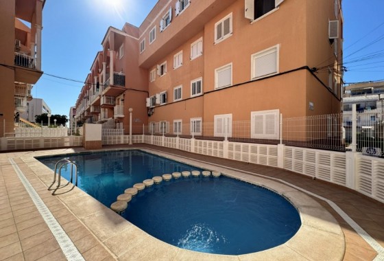Resale - Apartment / flat - La Mata - Costa Blanca