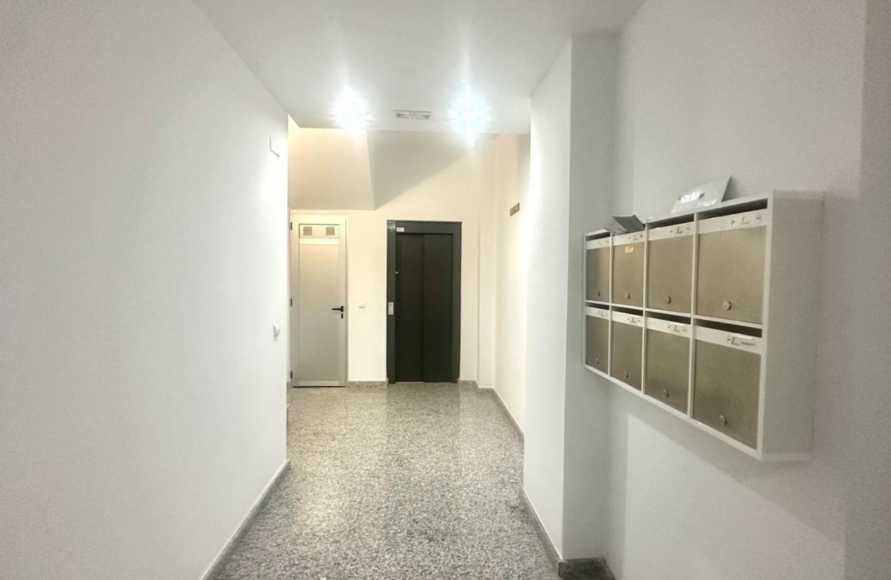 Revente - Appartement - Torrevieja - LA MATA