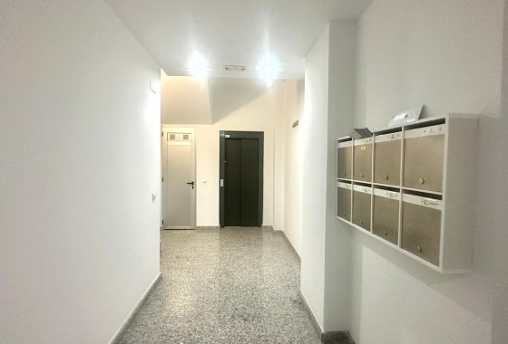 Revente - Appartement - Torrevieja - LA MATA