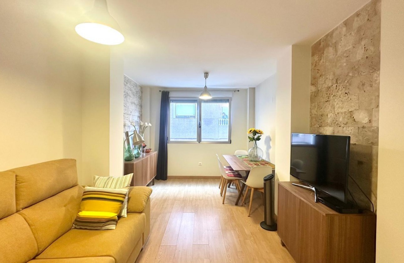 Revente - Appartement - Torrevieja - LA MATA