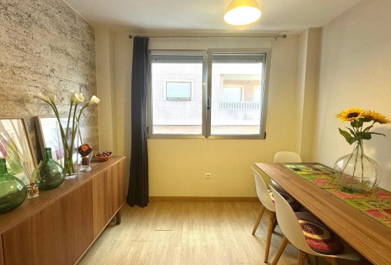 Revente - Appartement - Torrevieja - LA MATA