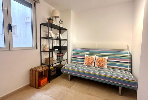 Revente - Appartement - Torrevieja - LA MATA