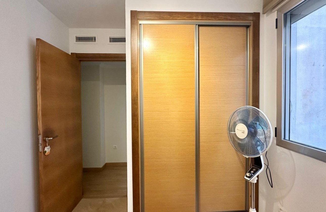 Revente - Appartement - Torrevieja - LA MATA