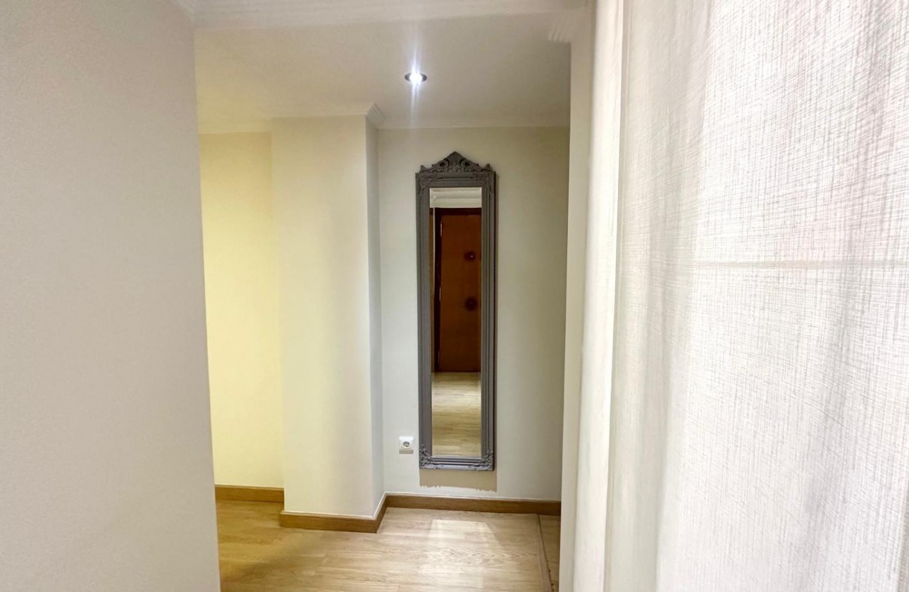 Revente - Appartement - Torrevieja - LA MATA