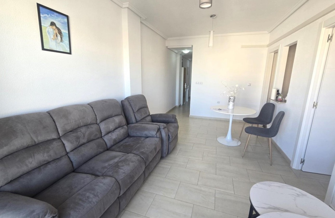 Resale - Apartment / flat - Torrevieja - Centro