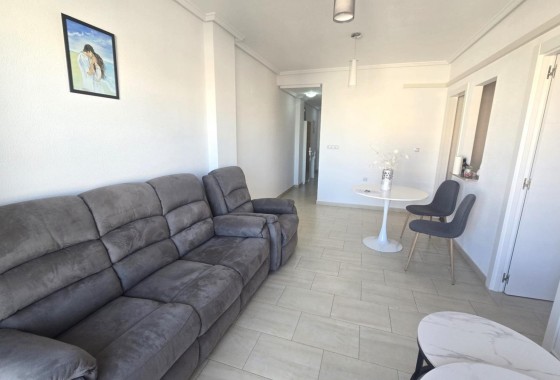 Resale - Apartment / flat - Torrevieja - Centro