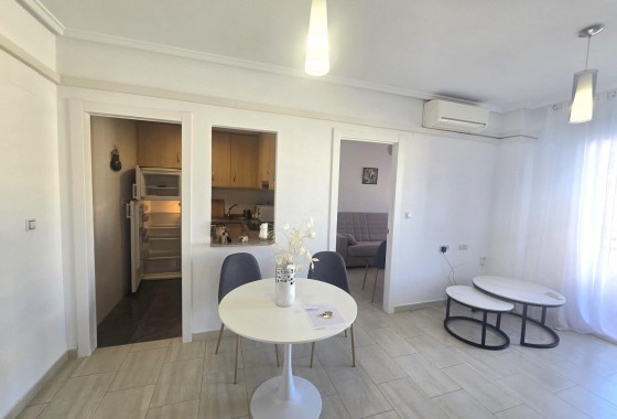 Resale - Apartment / flat - Torrevieja - Centro
