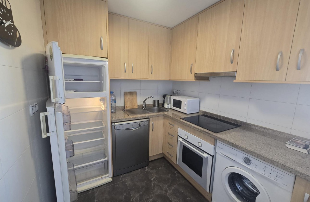 Resale - Apartment / flat - Torrevieja - Centro