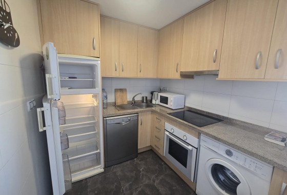 Resale - Apartment / flat - Torrevieja - Centro
