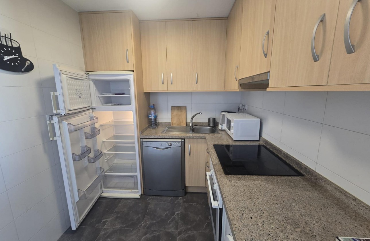 Resale - Apartment / flat - Torrevieja - Centro