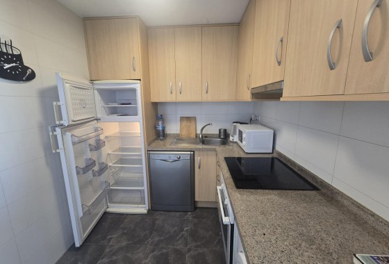 Resale - Apartment / flat - Torrevieja - Centro