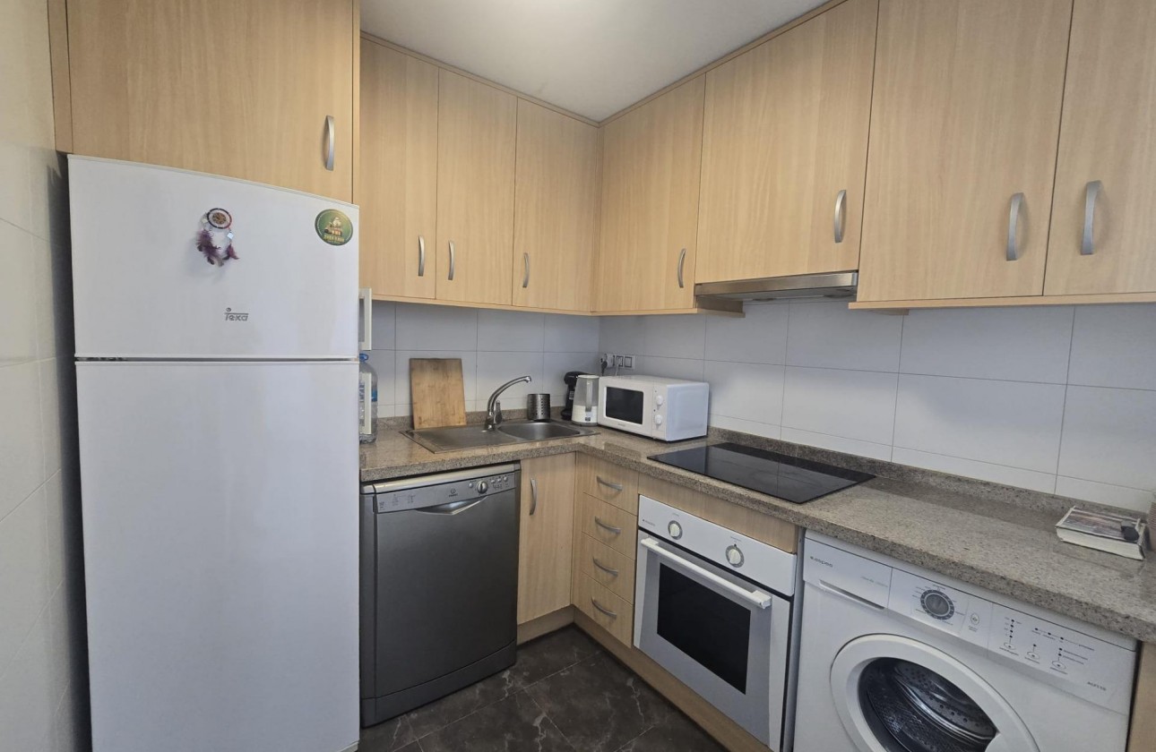 Resale - Apartment / flat - Torrevieja - Centro