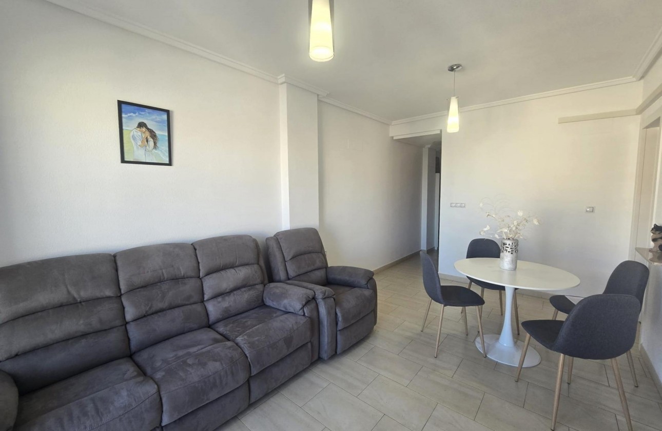 Resale - Apartment / flat - Torrevieja - Centro