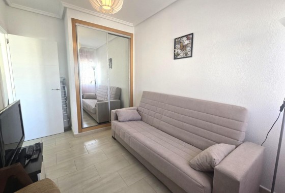 Resale - Apartment / flat - Torrevieja - Centro