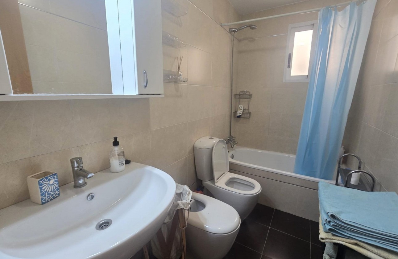 Resale - Apartment / flat - Torrevieja - Centro