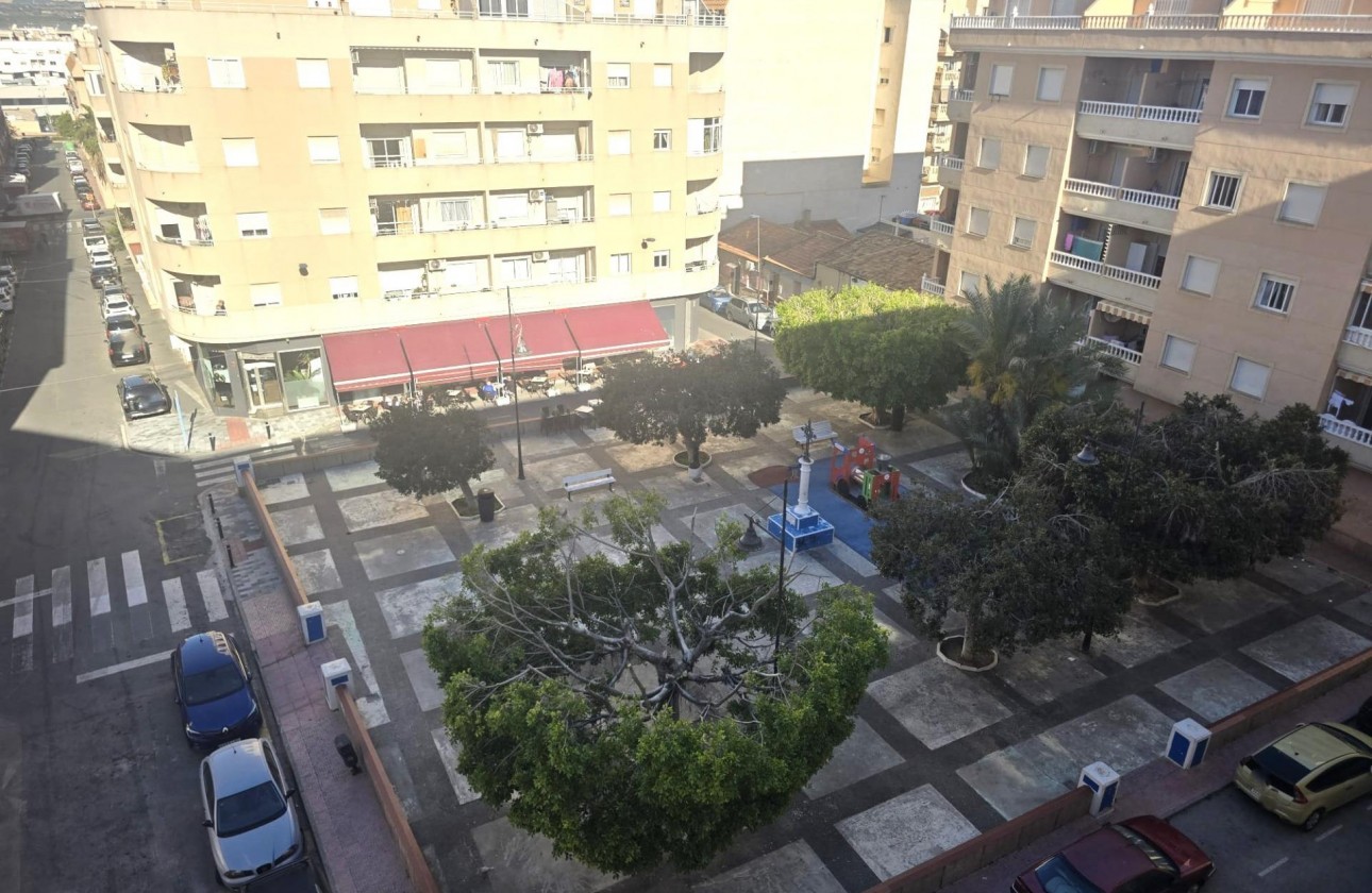 Resale - Apartment / flat - Torrevieja - Centro