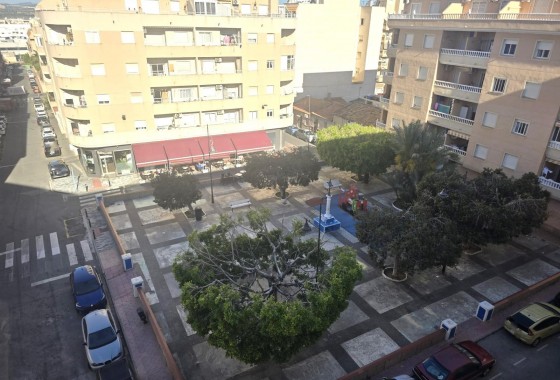 Resale - Apartment / flat - Torrevieja - Centro