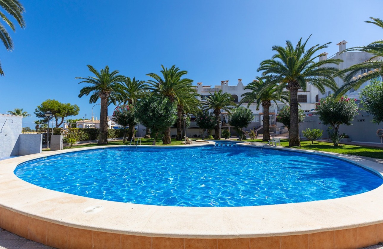 Resale - Apartment / flat - La Mata - Costa Blanca