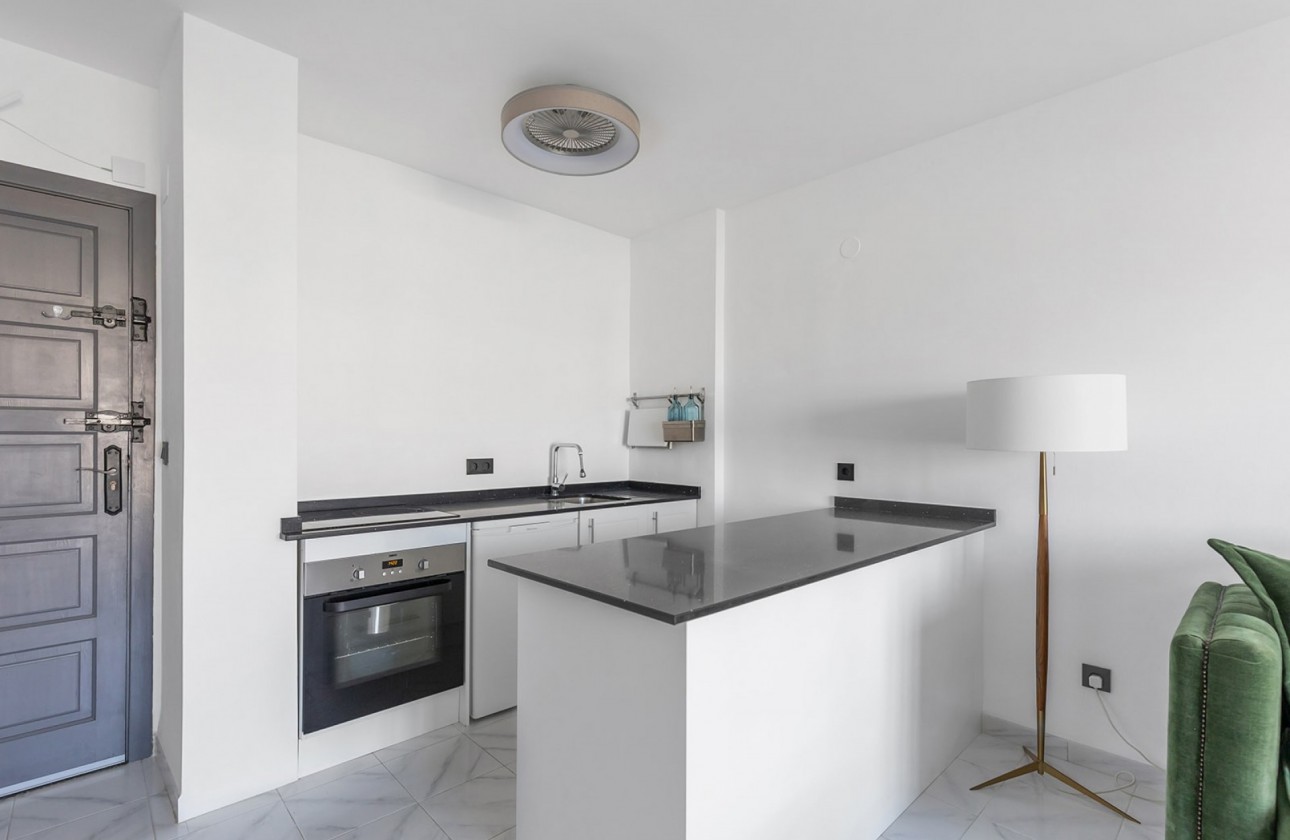 Resale - Apartment / flat - La Mata - Costa Blanca